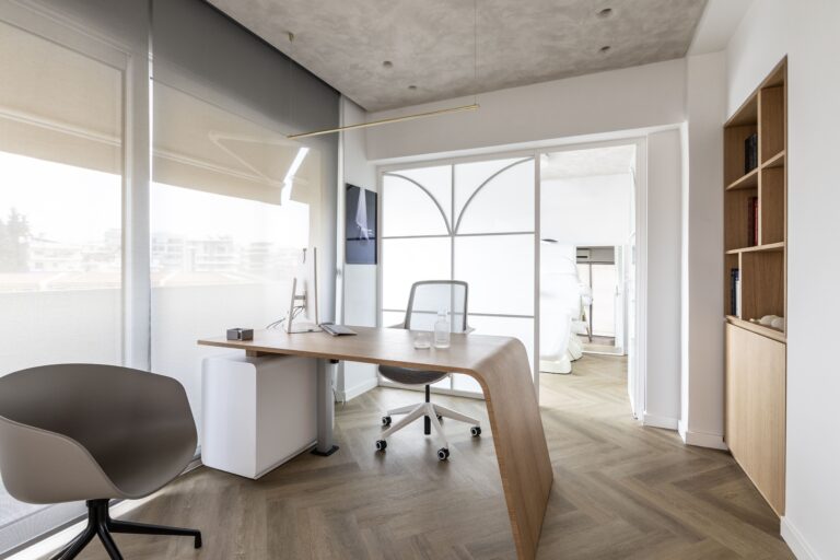 6X3A3301 copy min 768x512